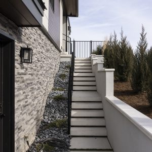 Exterior 117